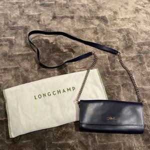 Longchamp Wallet on a Chain